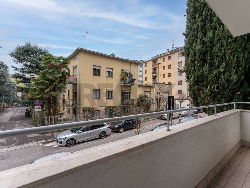 Appartamento a Bergamo in Via Dei Legionari In Polonia, 21 - Foto 5