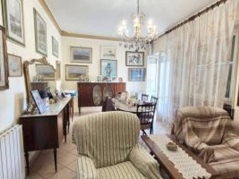 Appartamento a Viareggio in Via Enrico Paladini - Foto 4