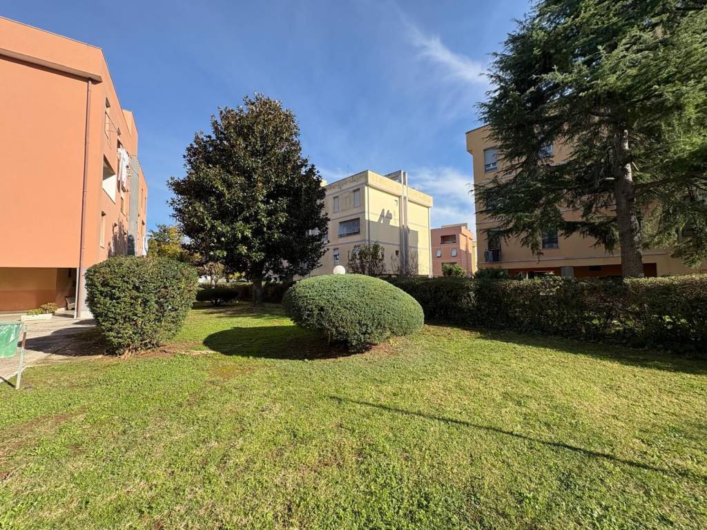Appartamento a Aprilia in Via Aldo Moro - Foto 5