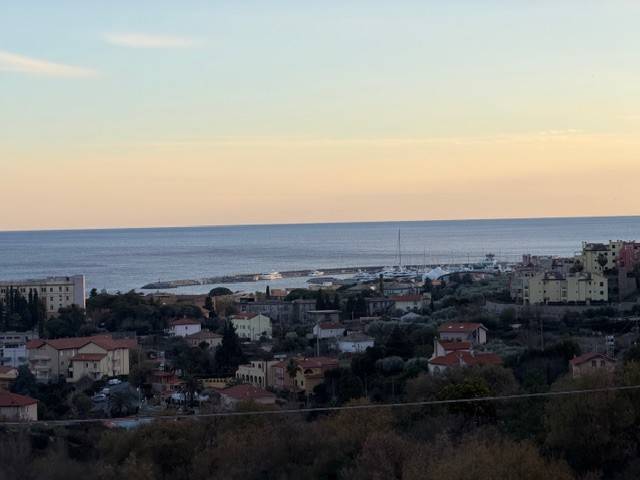Villa a Pietra ligure in Via Castellari - Foto 5