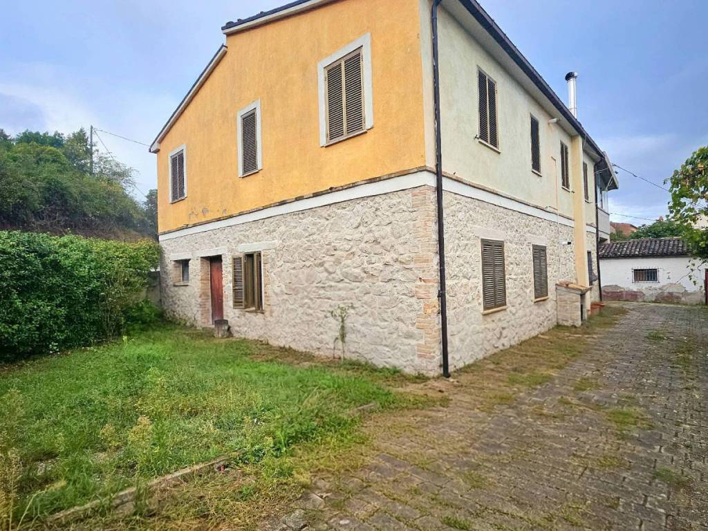 Villa a Teramo in 10 Min. dal centro - Foto 2