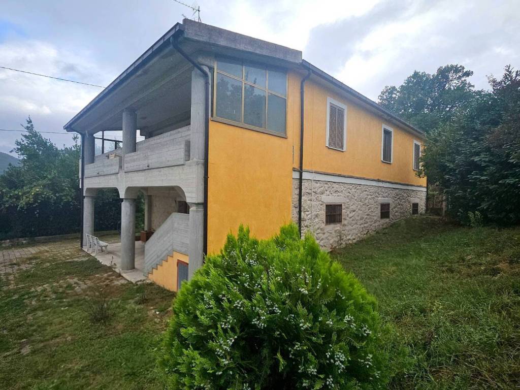 Villa a Teramo in 10 Min. dal centro - Foto 3