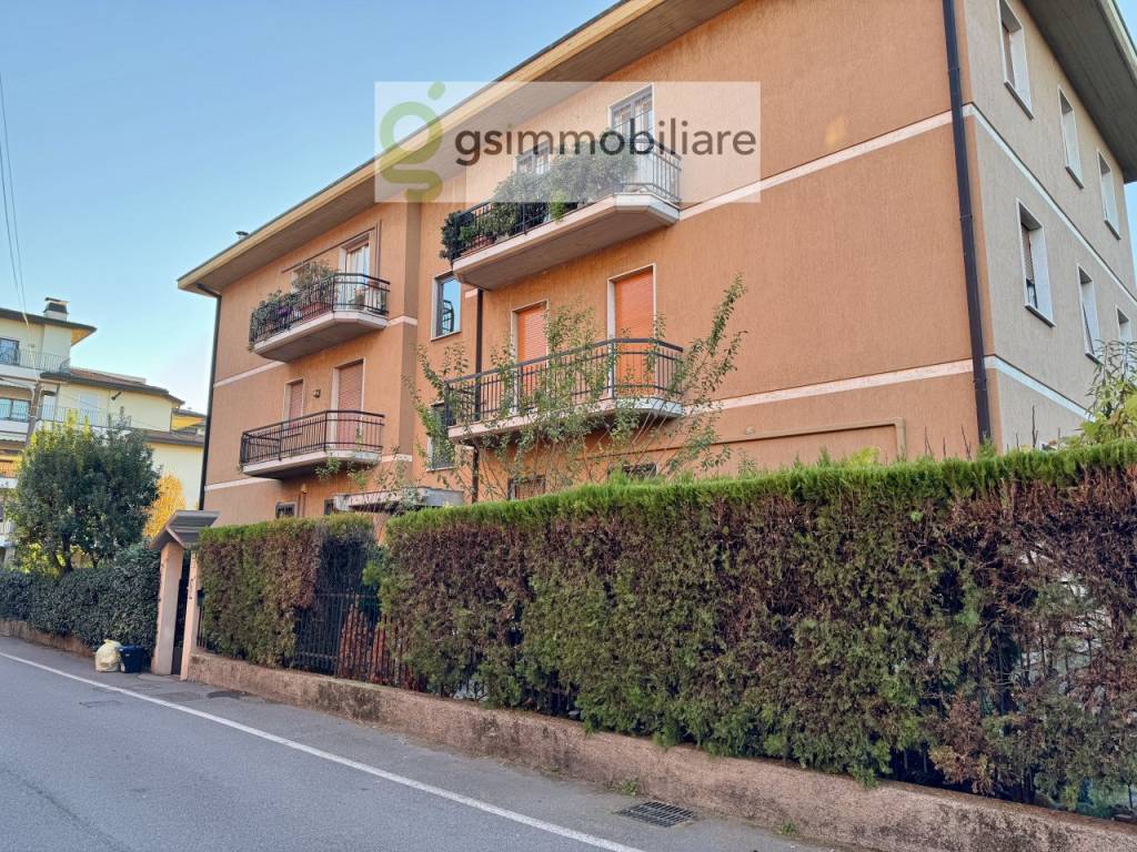 Appartamento a Brescia in Via Vittorio Locchi, 20 - Foto 2