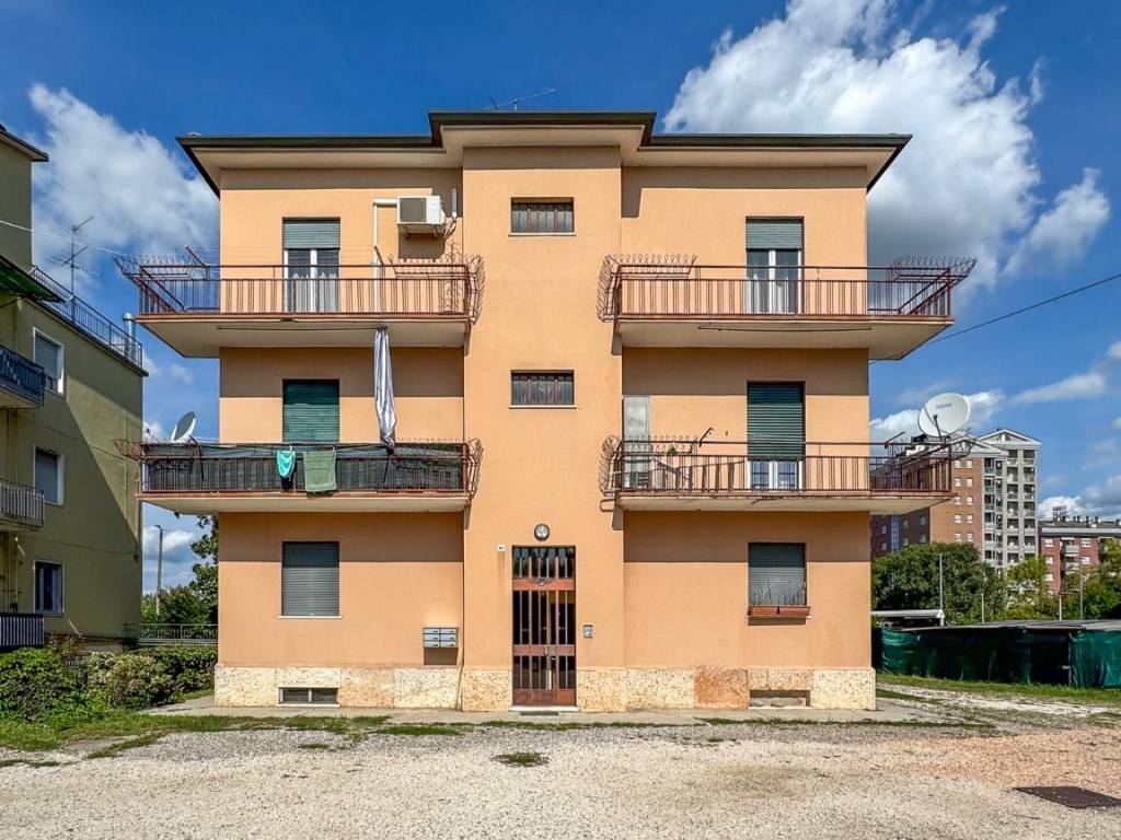 Appartamento a Verona in Seconda Traversa Spianà - Foto 2