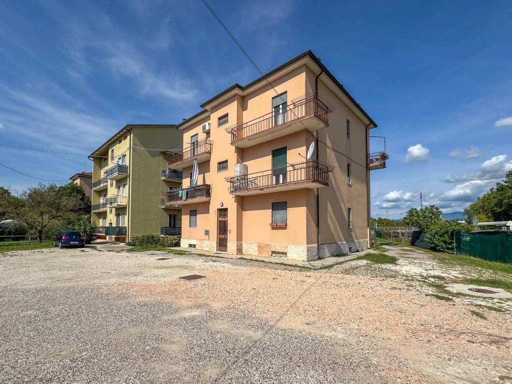Appartamento a Verona in Seconda Traversa Spianà - Foto 3