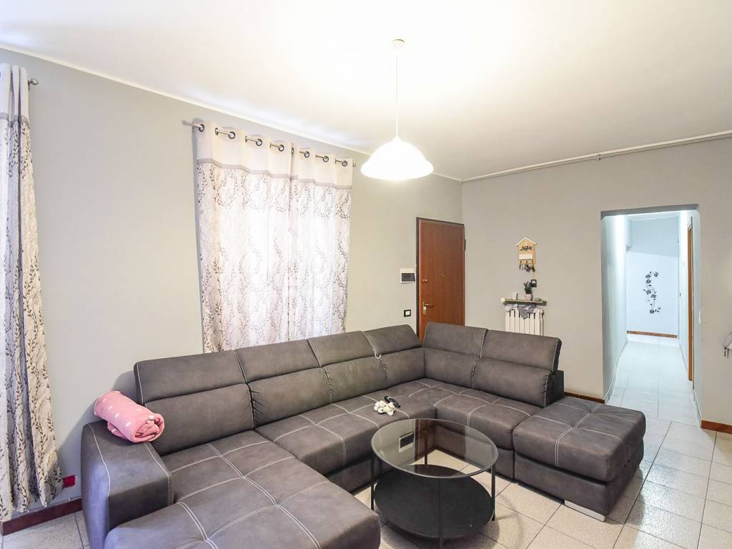 Appartamento a Dolzago in Via Castello, 23 - Foto 2