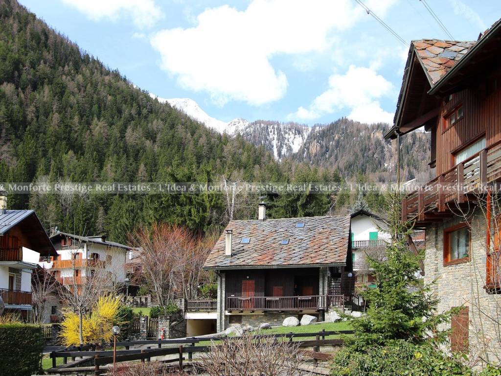Appartamento a Courmayeur in Vicolo Dolonne - Foto 3