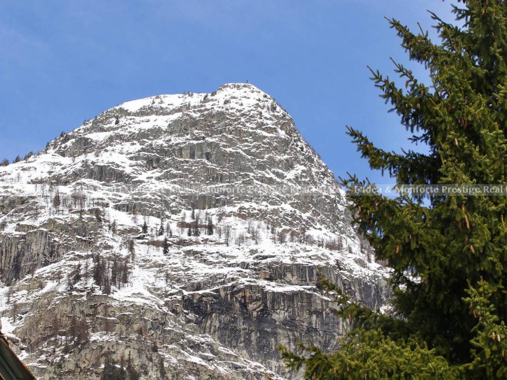 Appartamento a Courmayeur in Vicolo Dolonne - Foto 4