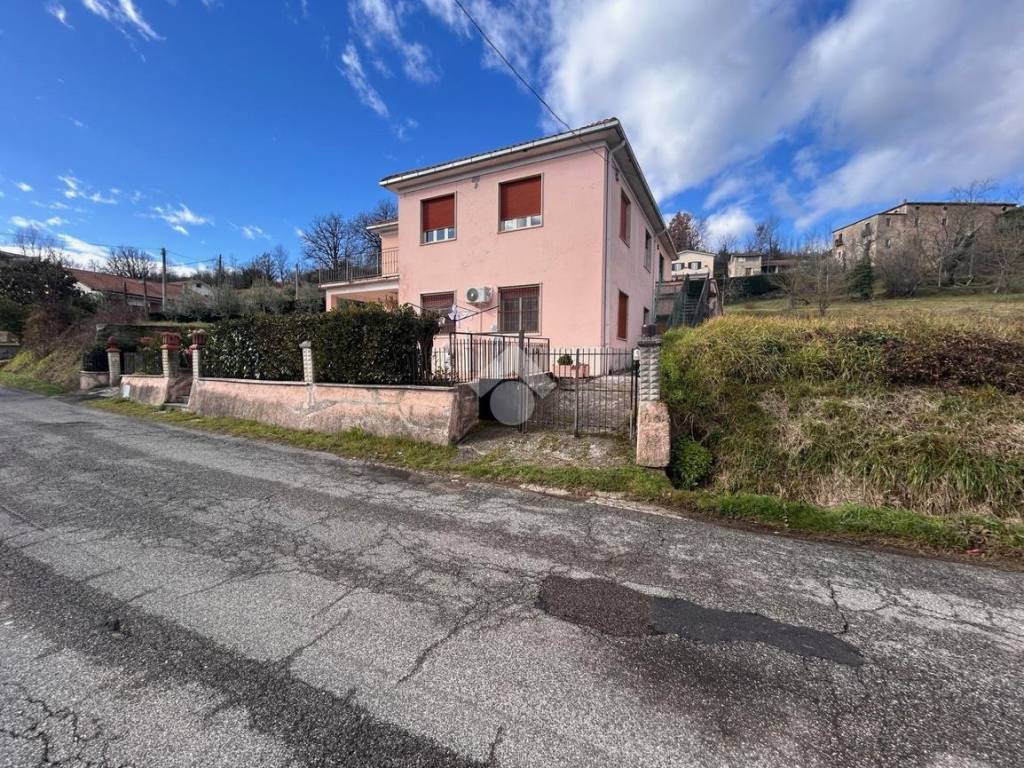 Casa indipendente a Casalvieri in Via Faccenna - Foto 5