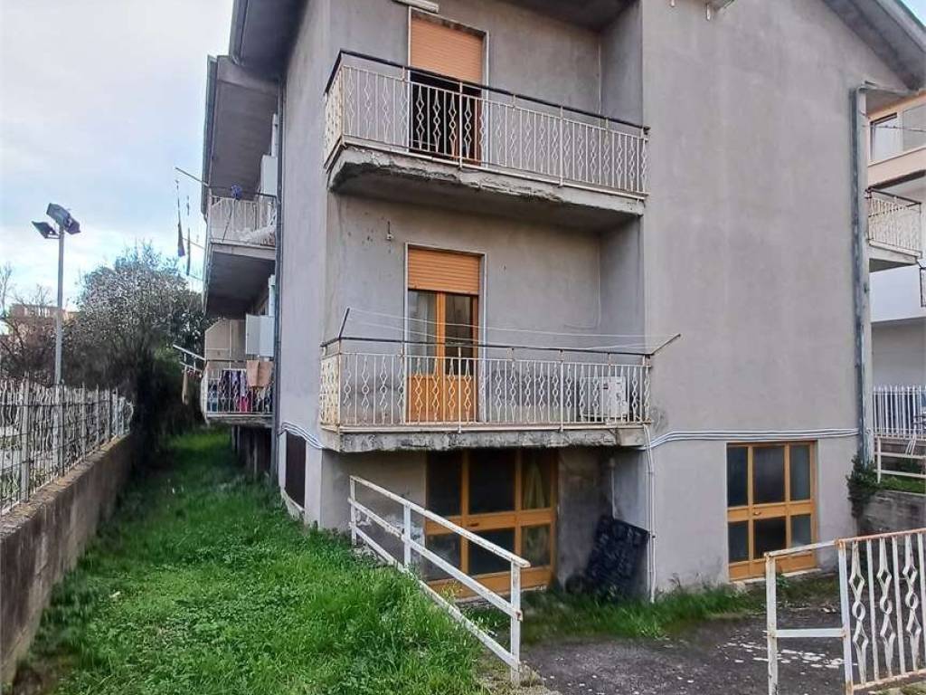 Palazzo / stabile a Minturno - Foto 4