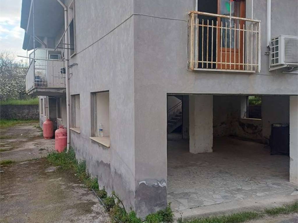 Palazzo / stabile a Minturno - Foto 5