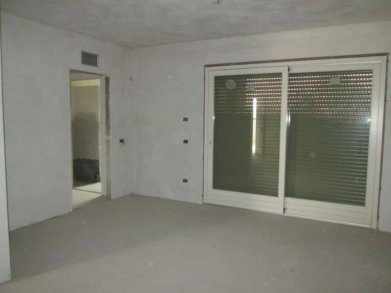 Villetta a schiera a Reggio emilia in Via Bartolo da Sassoferrato - Foto 5