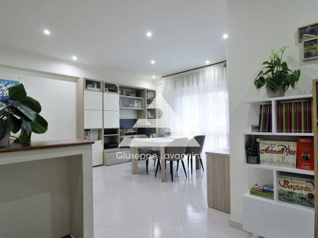 Appartamento a Ariccia in Via Innocenzo XII, 27 - Foto 2