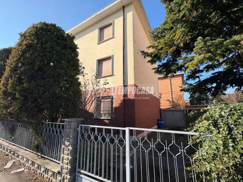 Palazzo / stabile a Mirandola in Via Tagliate 5 - Foto 4