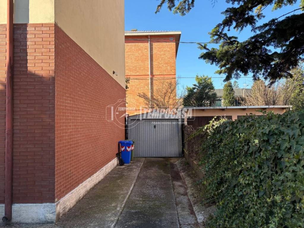 Palazzo / stabile a Mirandola in Via Tagliate 5 - Foto 5