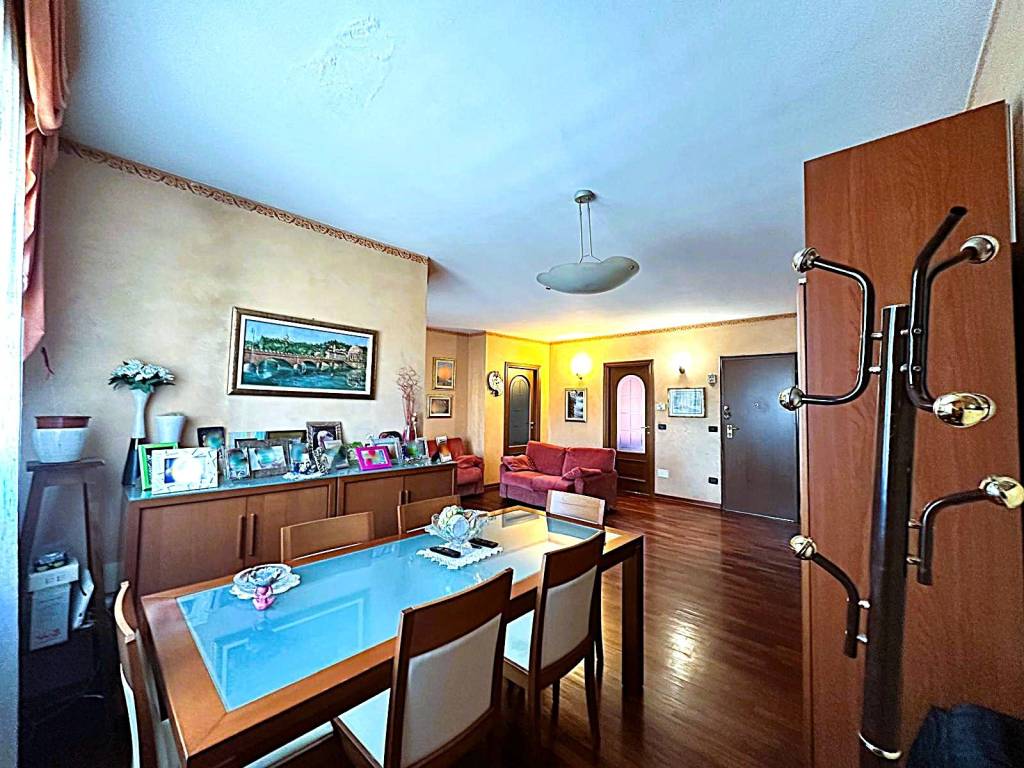 Appartamento a Nichelino in Via dei Cacciatori, 9 - Foto 5