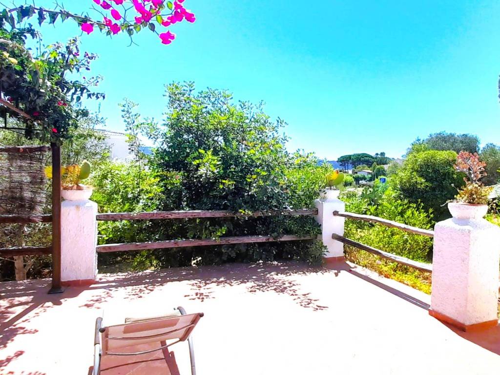 Villa a Arzachena in Via Monti Corru - Foto 2
