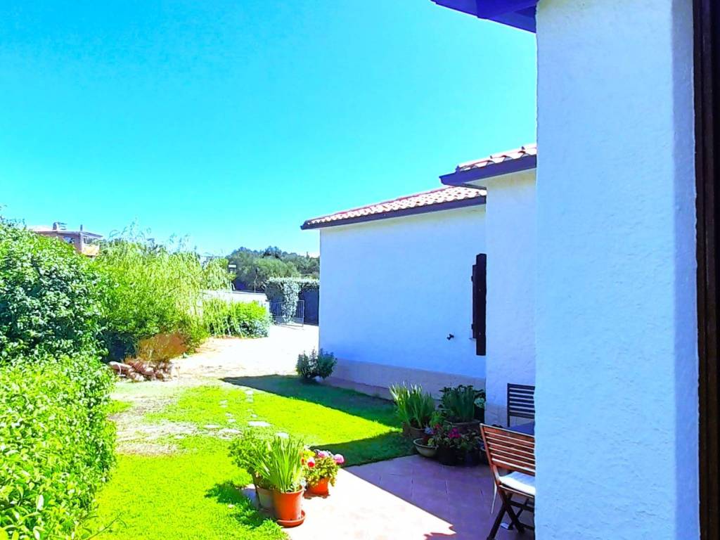 Villa a Arzachena in Via Monti Corru - Foto 3