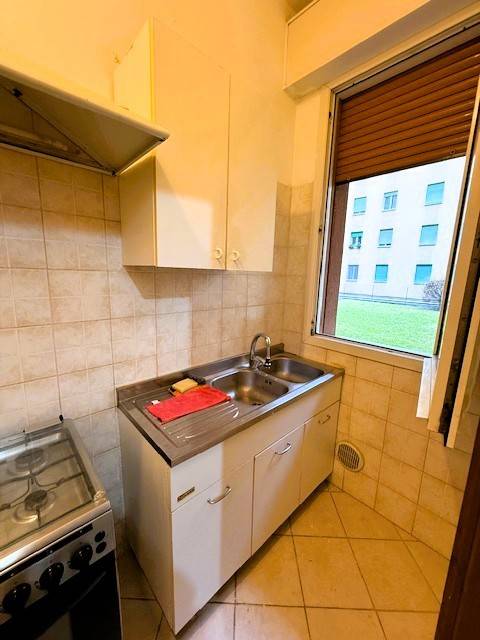 Appartamento a Bologna in Via Ermete Zacconi - Foto 2