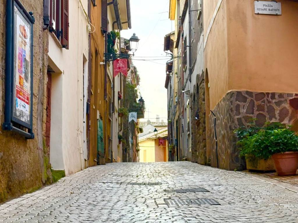 Appartamento a Riano in Via Regina Margherita - Foto 4