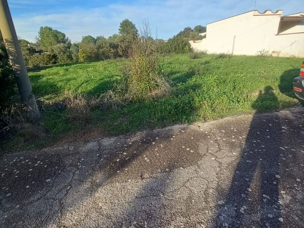 Terreno a Manduria in Via delle Mimose, 33 - Foto 2
