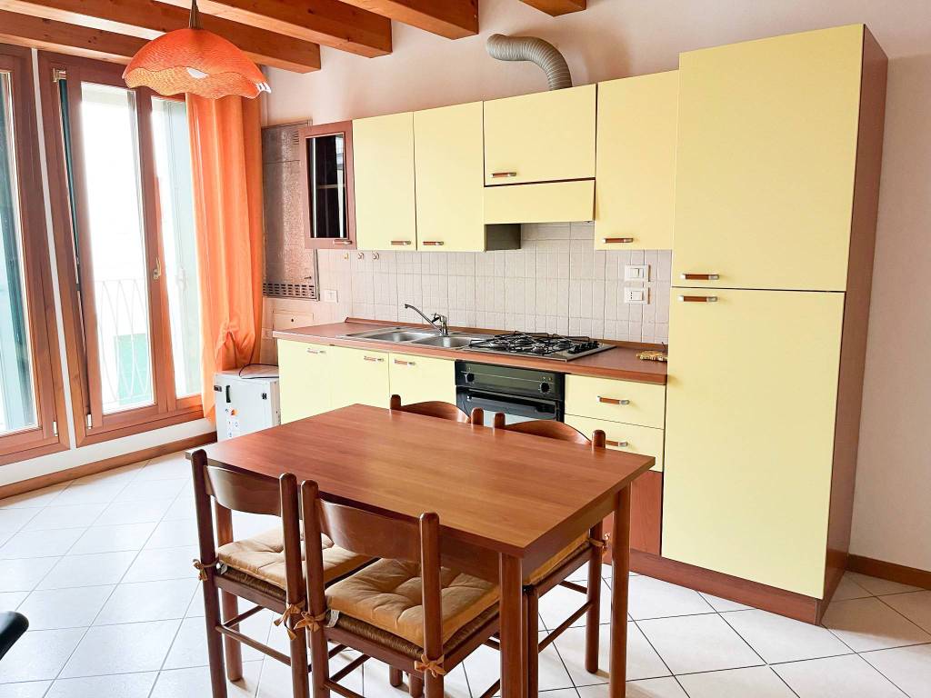 Appartamento a Adria in Piazza Camillo Benso di Cavour, 15 - Foto 2