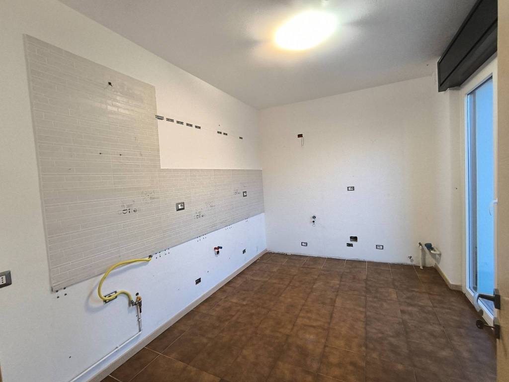 Appartamento a Carnago in Via Guglielmo Marconi, 20 - Foto 5