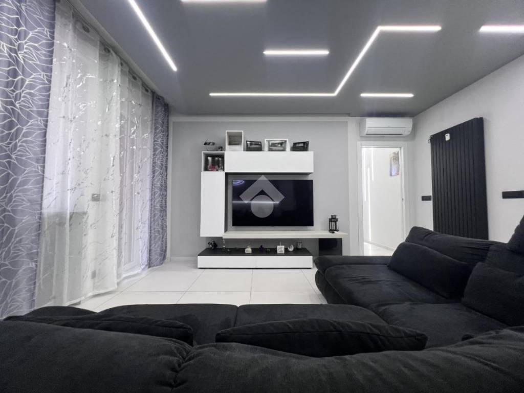 Appartamento a Orbassano in Via Cavour, 46 - Foto 2