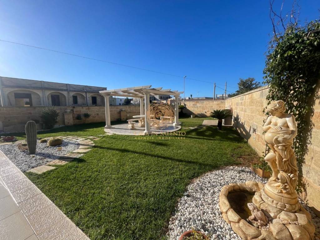 Villa a Tiggiano in Via Giuseppe Verdi, , 73030 - Foto 2