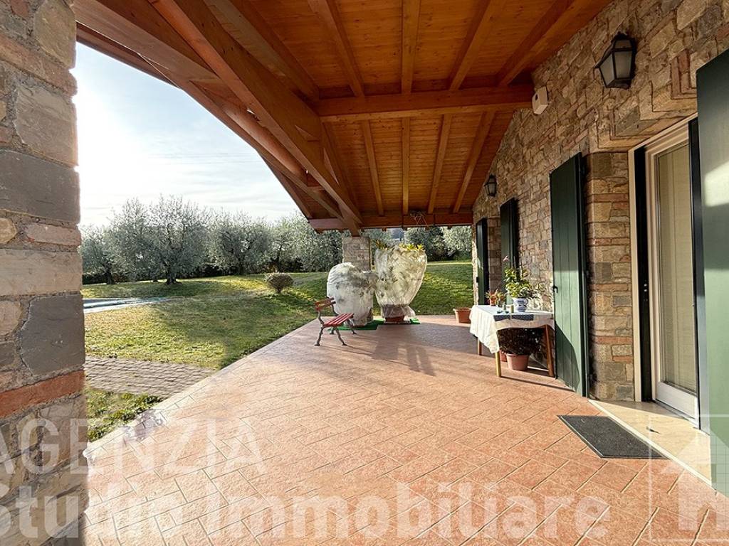 Villa a San felice del benaco in Via Monte Croce - Foto 3