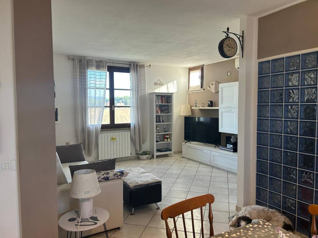 Appartamento a Cecina in Via Vecchia Livornese, 58 - Foto 4