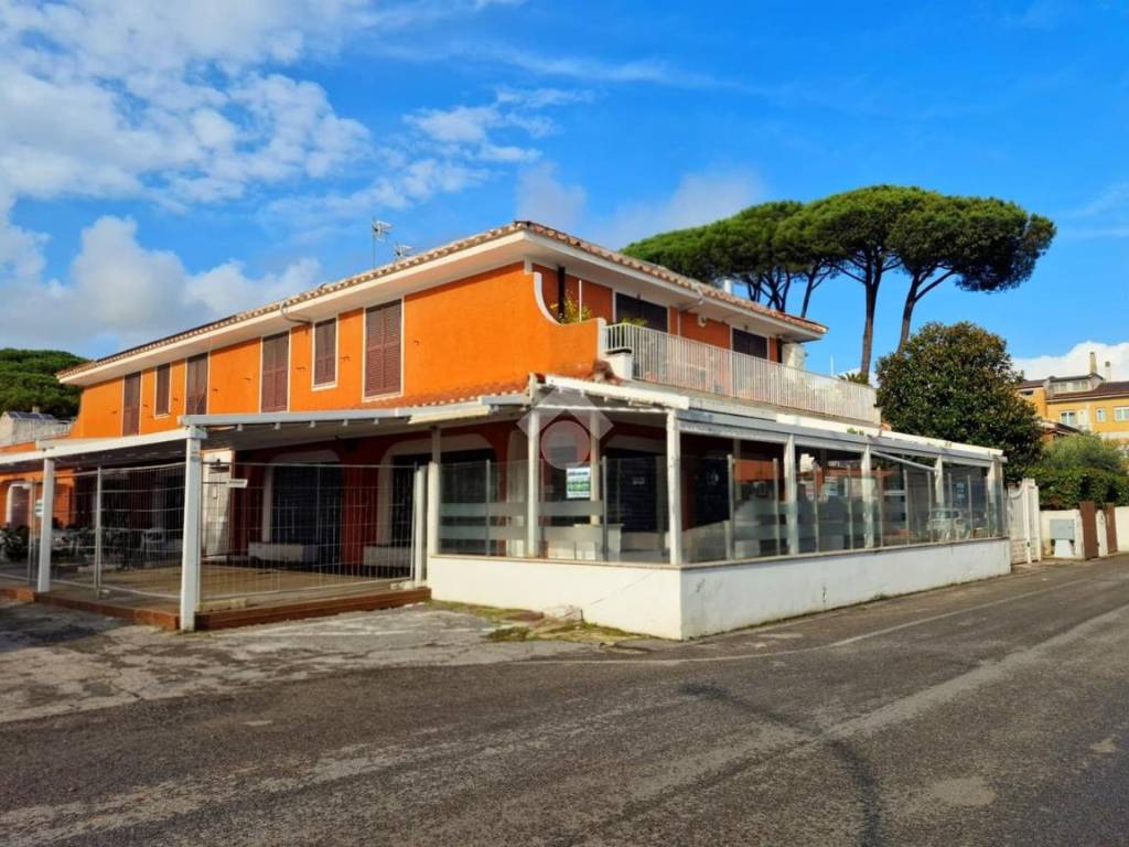 Immobile a San felice circeo in Negozio Via Barone Ottavio Giacchetti - Foto 2