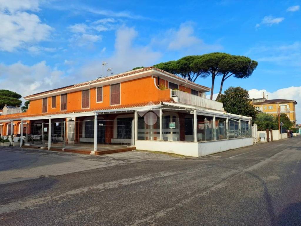 Immobile a San felice circeo in Negozio Via Barone Ottavio Giacchetti - Foto 4