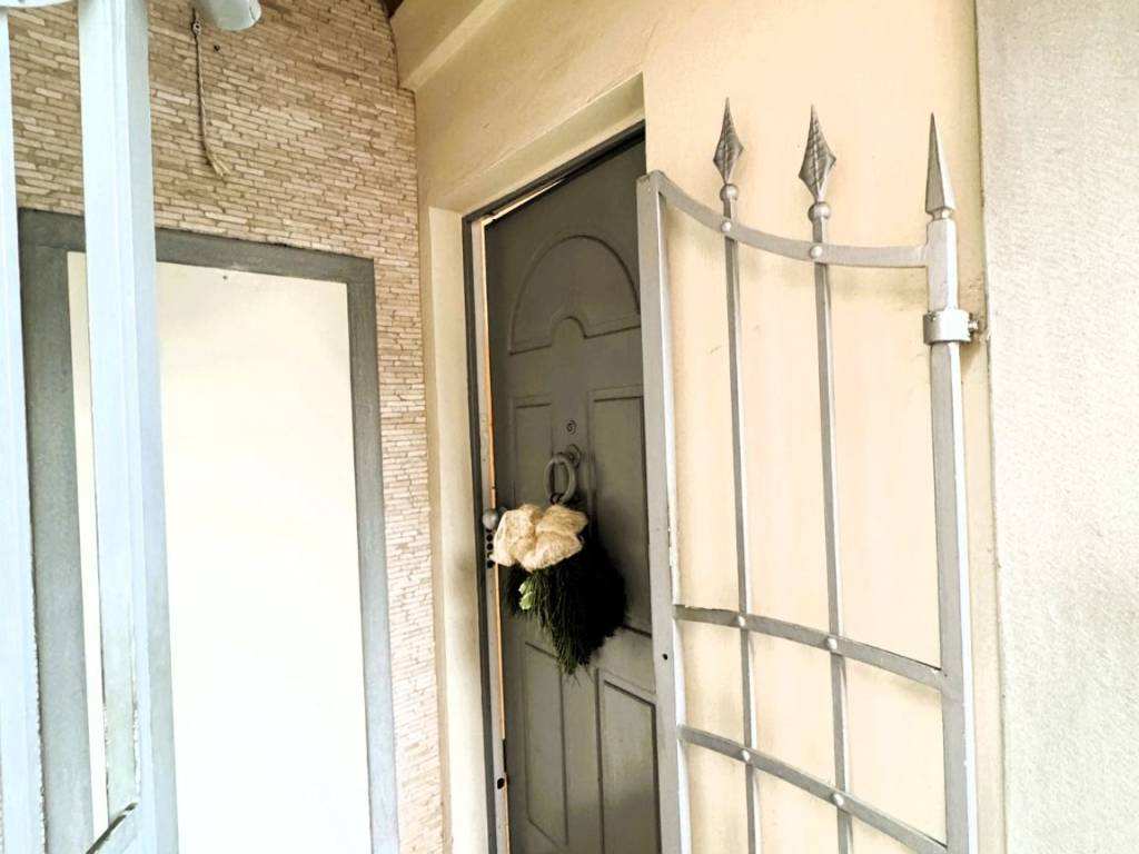 Casa indipendente a Prato in Via Fra' Bartolomeo, 55 - Foto 2