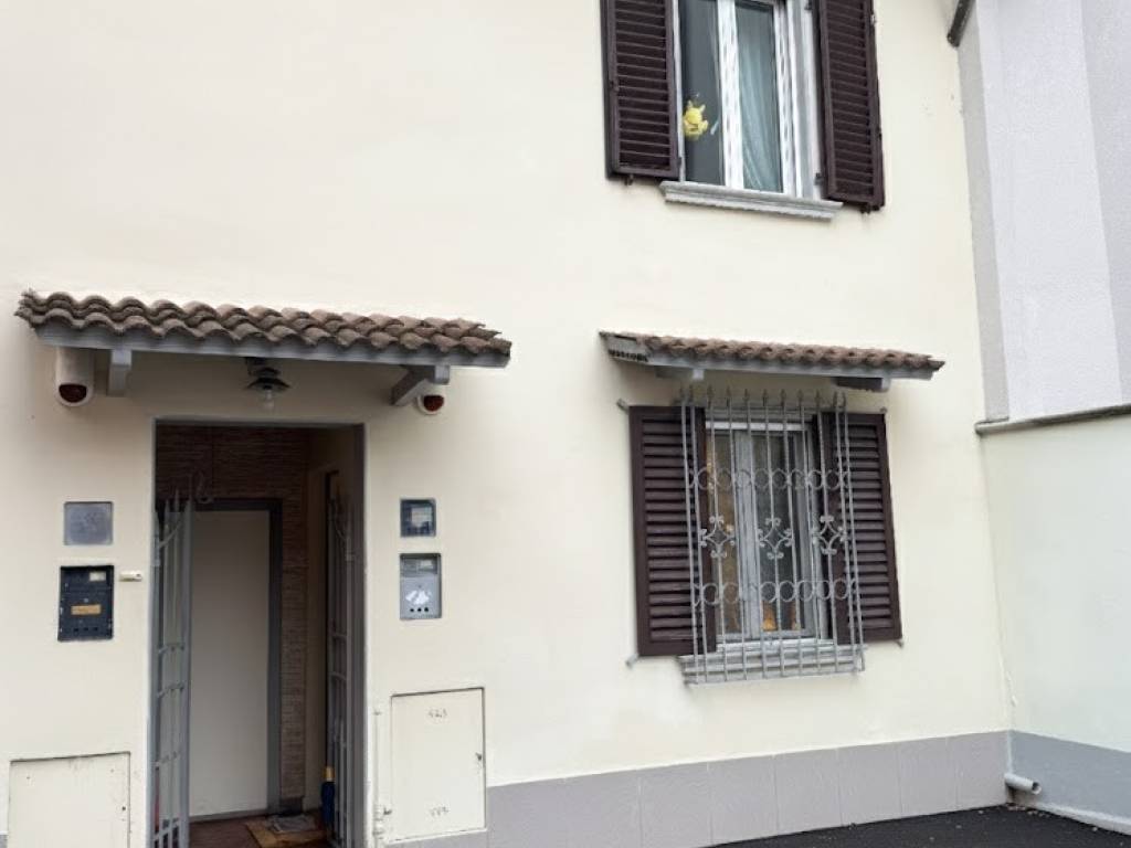 Casa indipendente a Prato in Via Fra' Bartolomeo, 55 - Foto 3