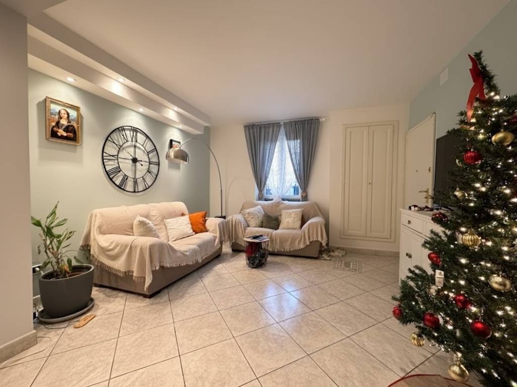 Casa indipendente a Prato in Via Fra' Bartolomeo, 55 - Foto 4