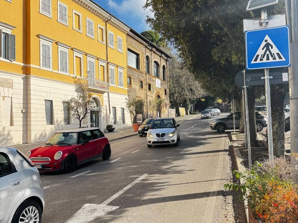 Immobile a Frascati in Piazza Guglielmo Marconi - Foto 2
