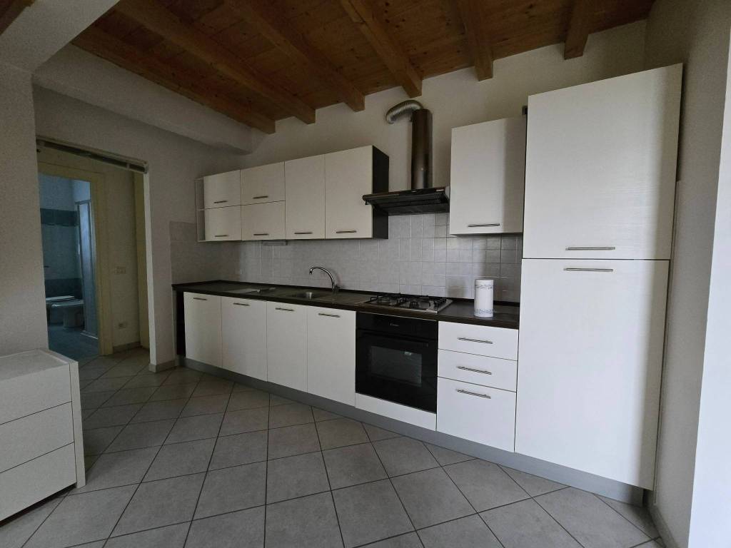 Appartamento a Piacenza in Via Emilia Parmense, 60 - Foto 4