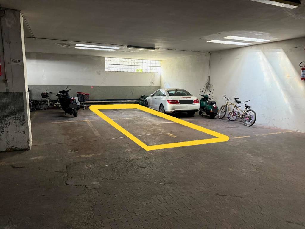 Box / garage a Pescara in Via Nicola Fabrizi, 165 - Foto 3