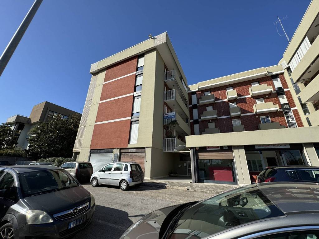 Appartamento a Bari in Via Osvaldo Marzano, 14 - Foto 3