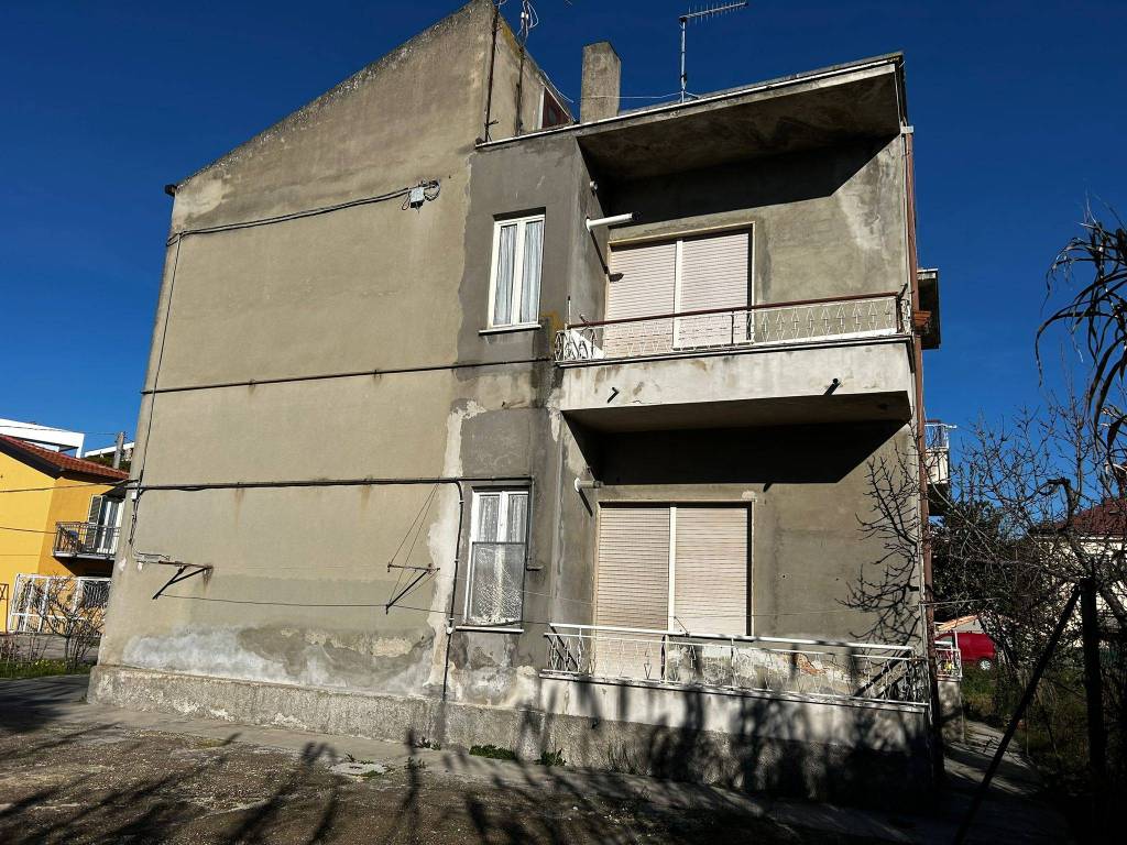 Palazzo / stabile a Pescara in Via Lago di Nemi - Foto 5