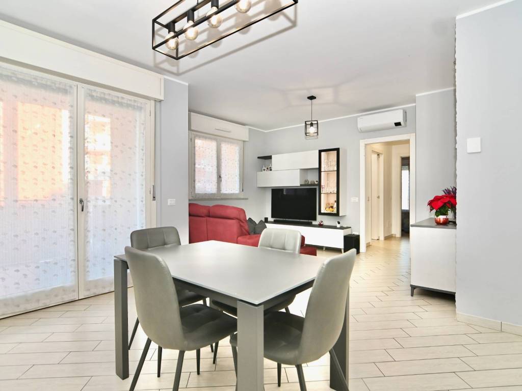 Appartamento a Paderno dugnano in Via Angelo Cazzaniga - Foto 2