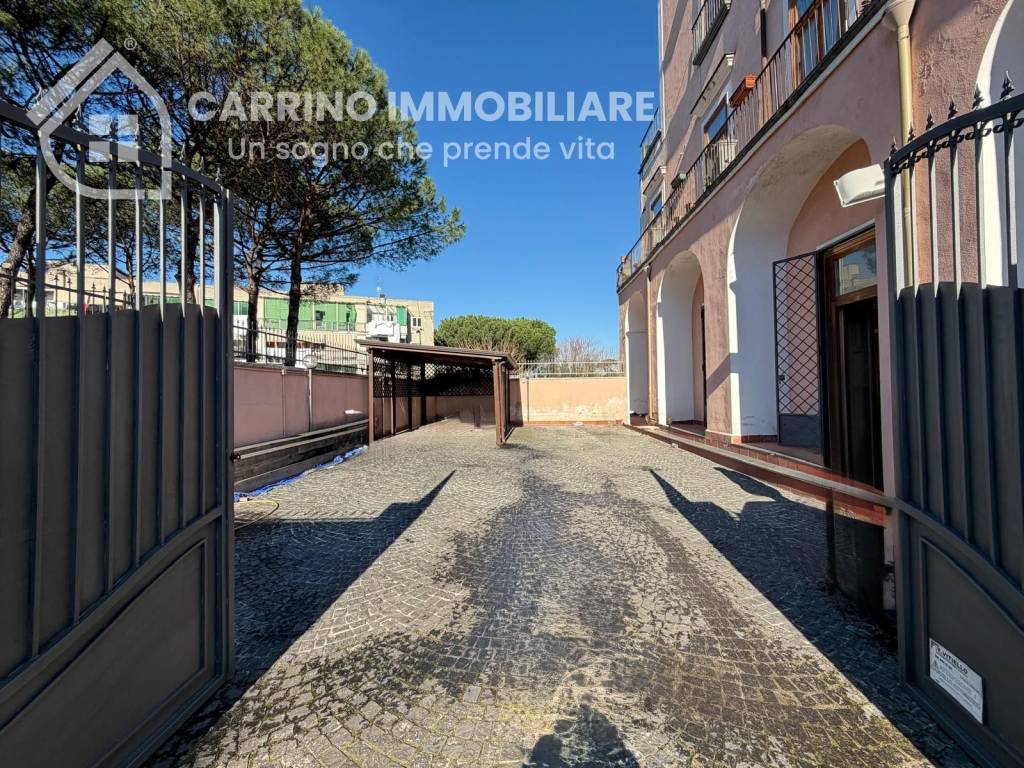 Immobile a Portici in Via Dalbono, 24 - Foto 2