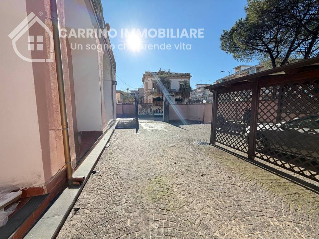 Immobile a Portici in Via Dalbono, 24 - Foto 3