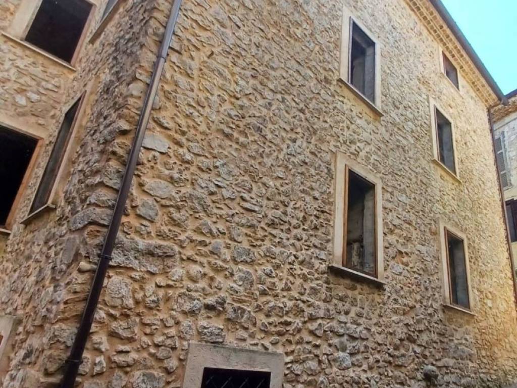 Casa indipendente a Amaseno in Vicolo del Gatto - Foto 3