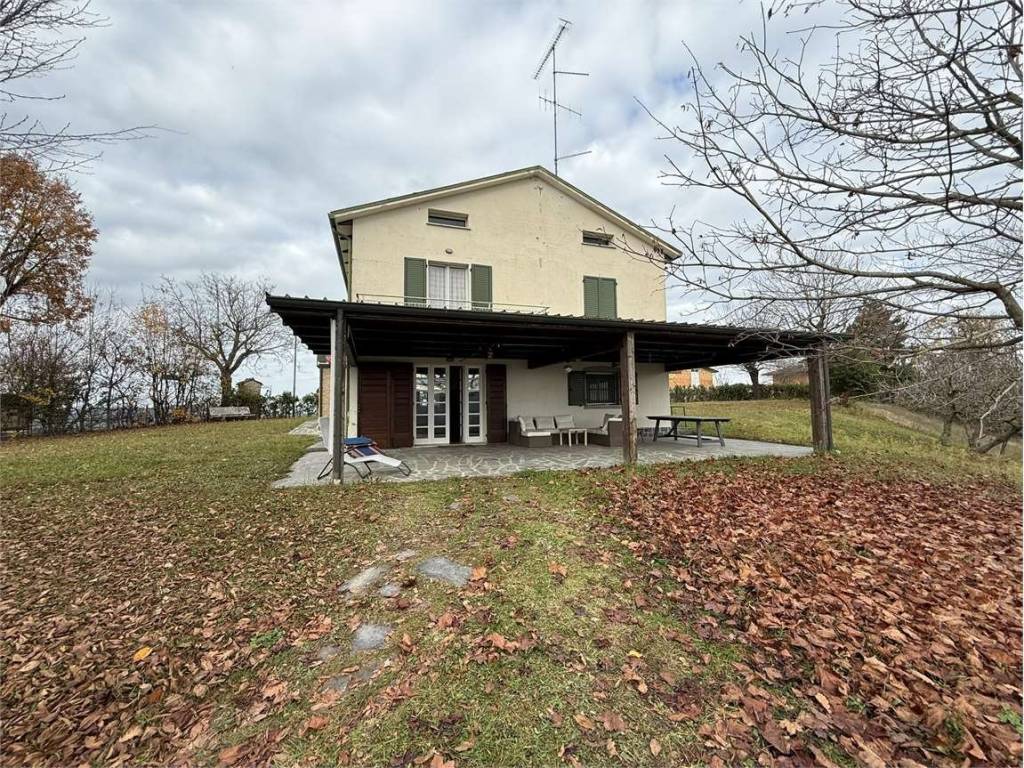 Casa indipendente a Neviano degli arduini in Strada Monte Farneto - Foto 2