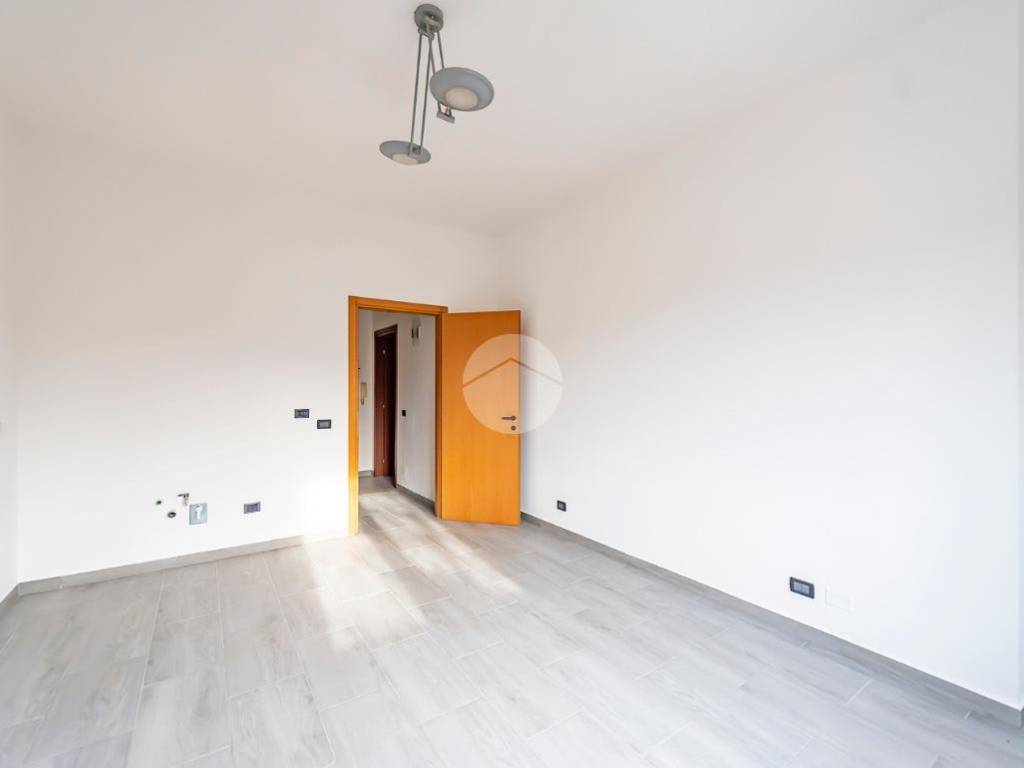 Appartamento a Uboldo in Via Raffaello Sanzio, 4 - Foto 2