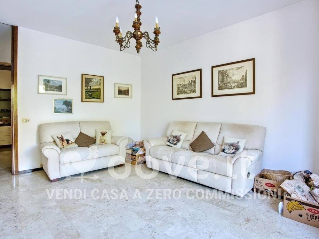 Appartamento a Luino in Viale Amendola, 30 - Foto 4