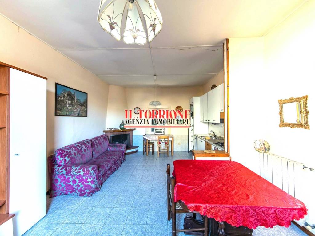 Villa a Pescia in Via 8 Settembre 1944 - Foto 5