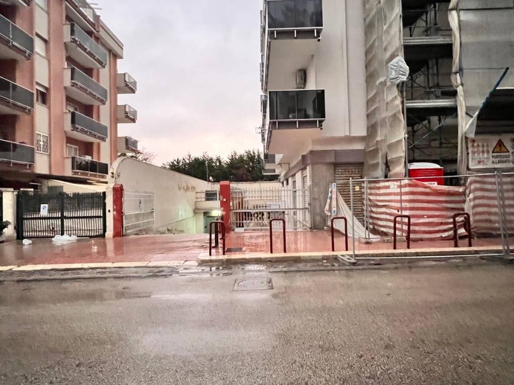 Box / garage a Trani in Via Zara, 17 - Foto 2
